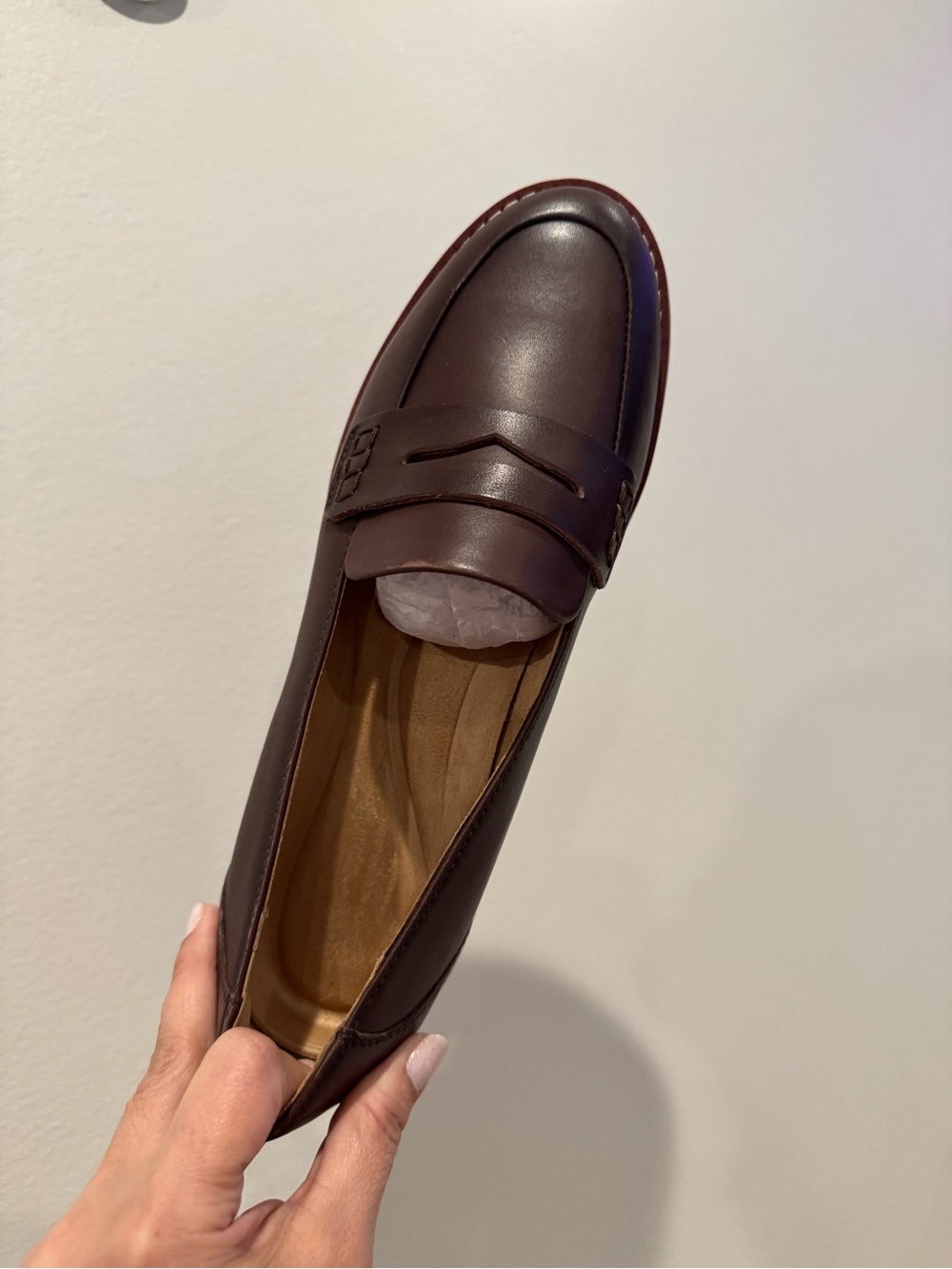 Easy Spirit Classic Women's Penny Loafer in Dark Brown. - Picture 6 of 6